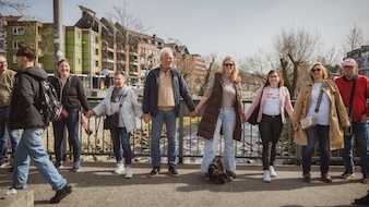 Menschenkette Innenstadt 21.03.2025 (c) Corinnna Bosselmann / COB24