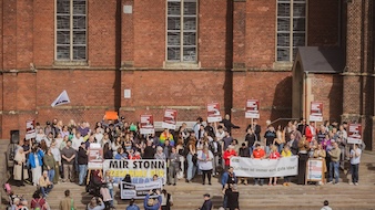 Menschenkette Innenstadt 21.03.2025 (c) Corinnna Bosselmann / COB24